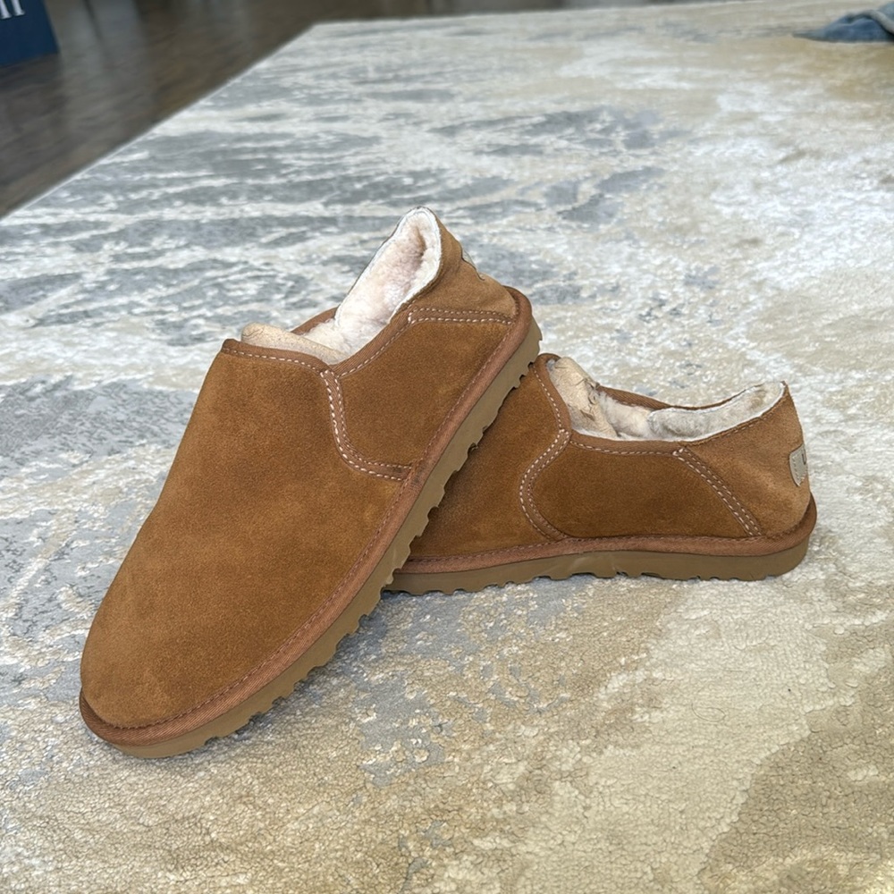 UGG Men’s Kenton Slipper